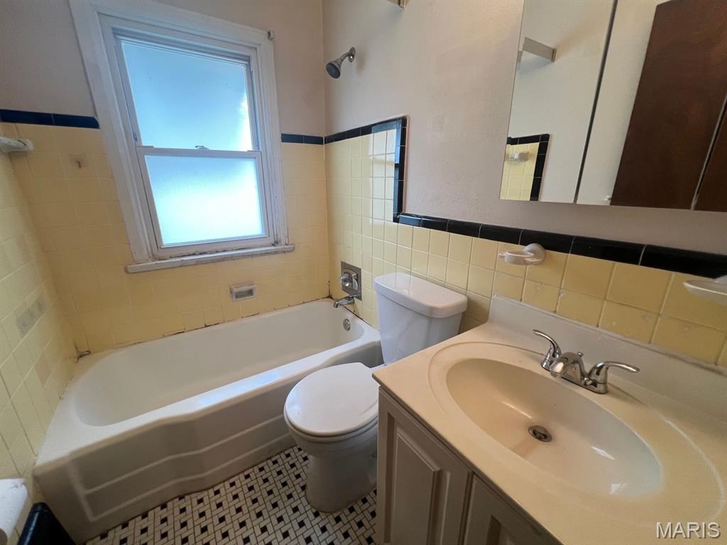 Village Of St Ann - Residential Lease