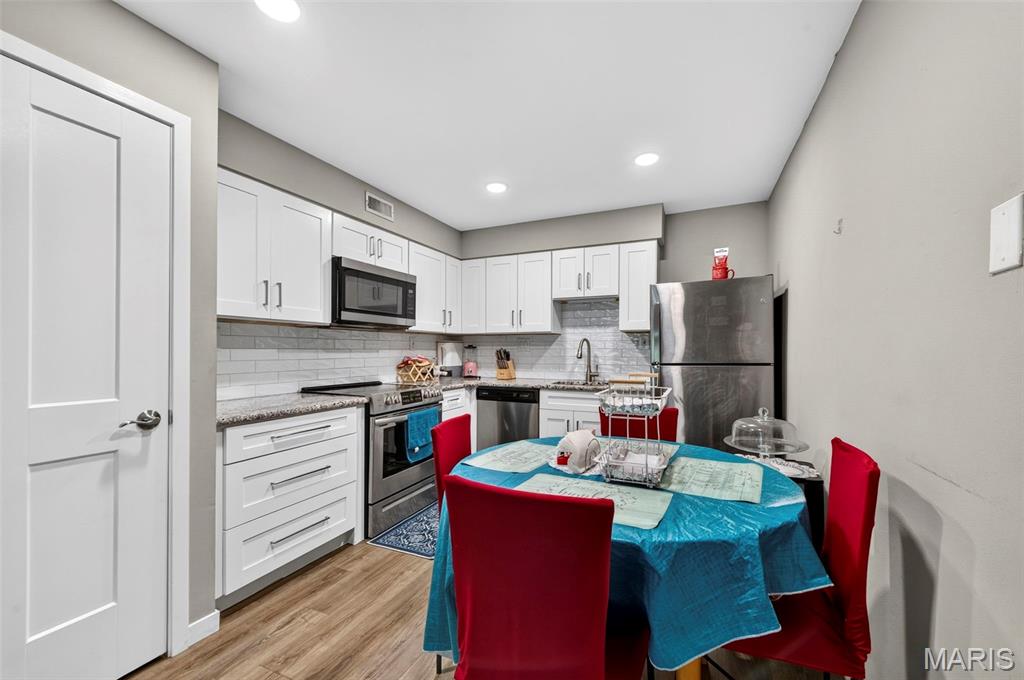 Fern Ridge Condo 4 - Residential Lease