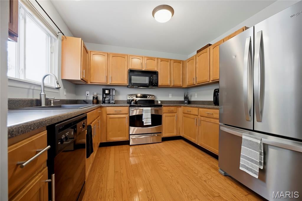 The Estates At Parkview - Residential