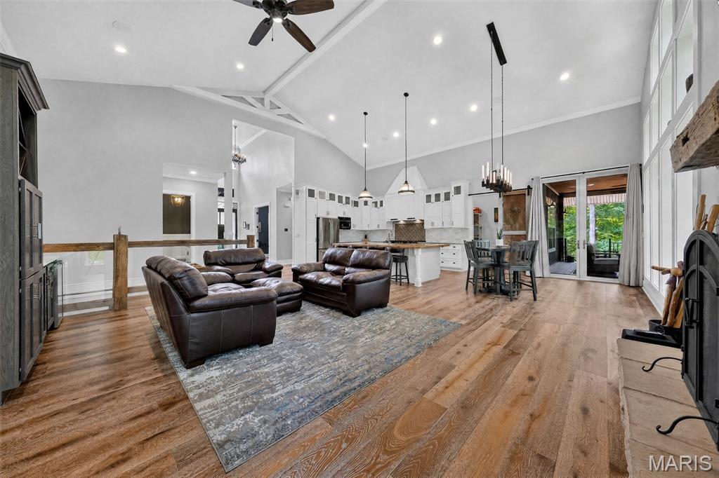 Pine Lake Estates - Residential