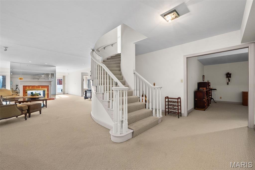 Carlyle Two - Residential
