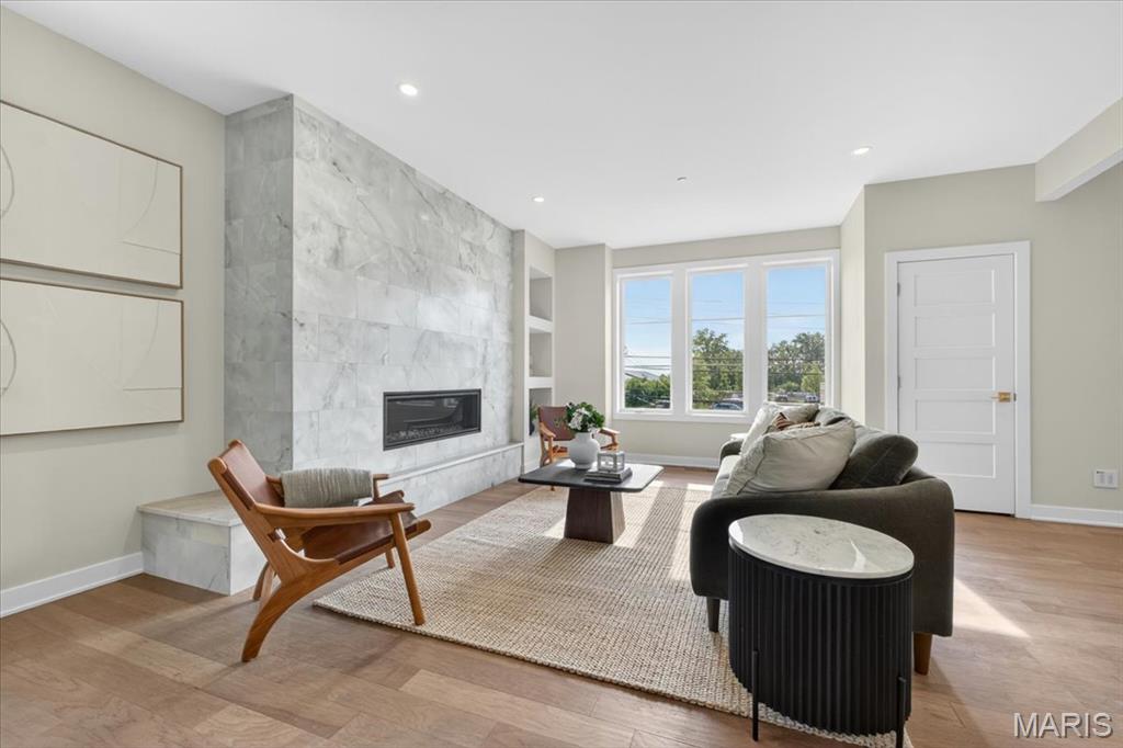 tower hill - Residential