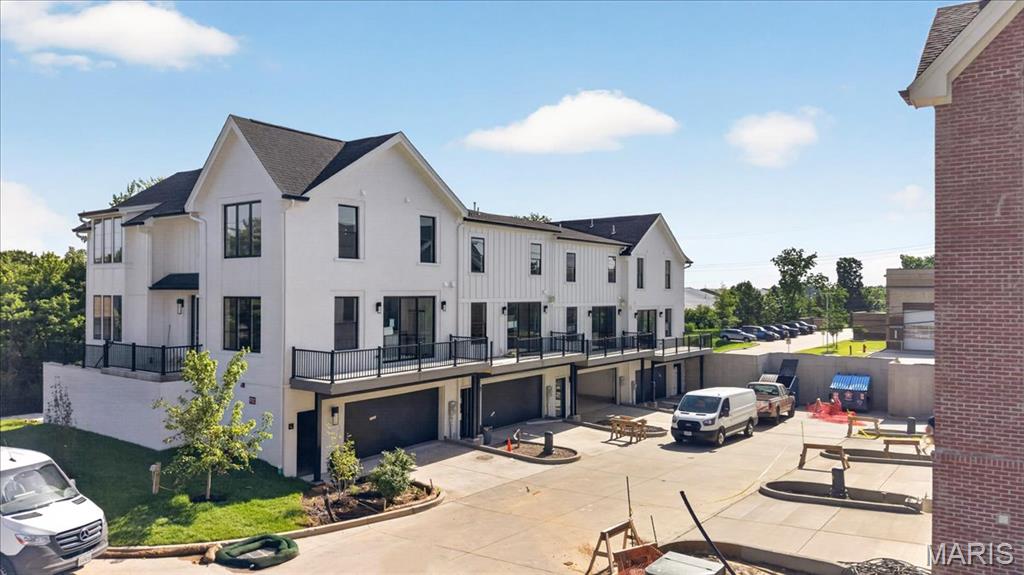 tower hill - Residential