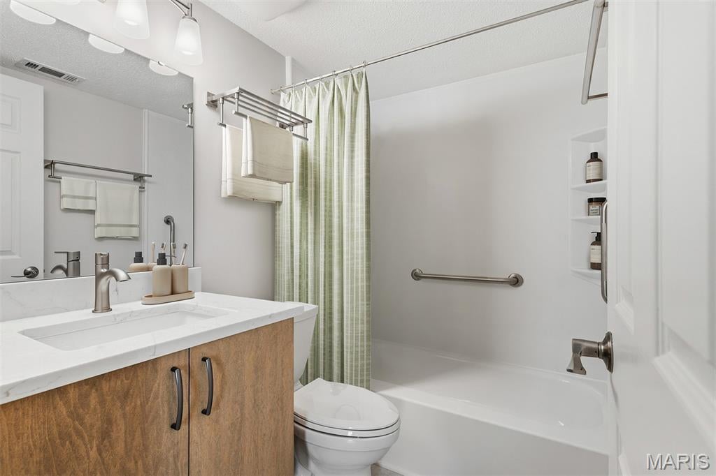 Hanna Place Condo 2 - Residential