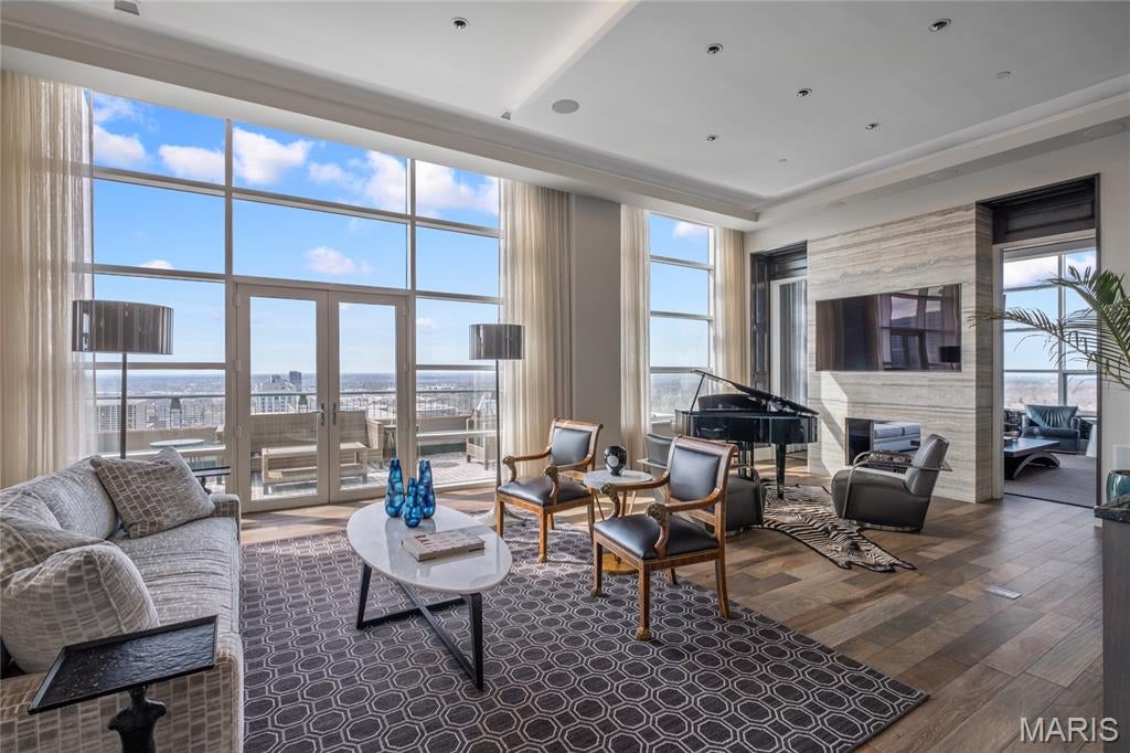 Welcome home to this exceptional one of a kind Penthouse that is Urban sophistication at its best!