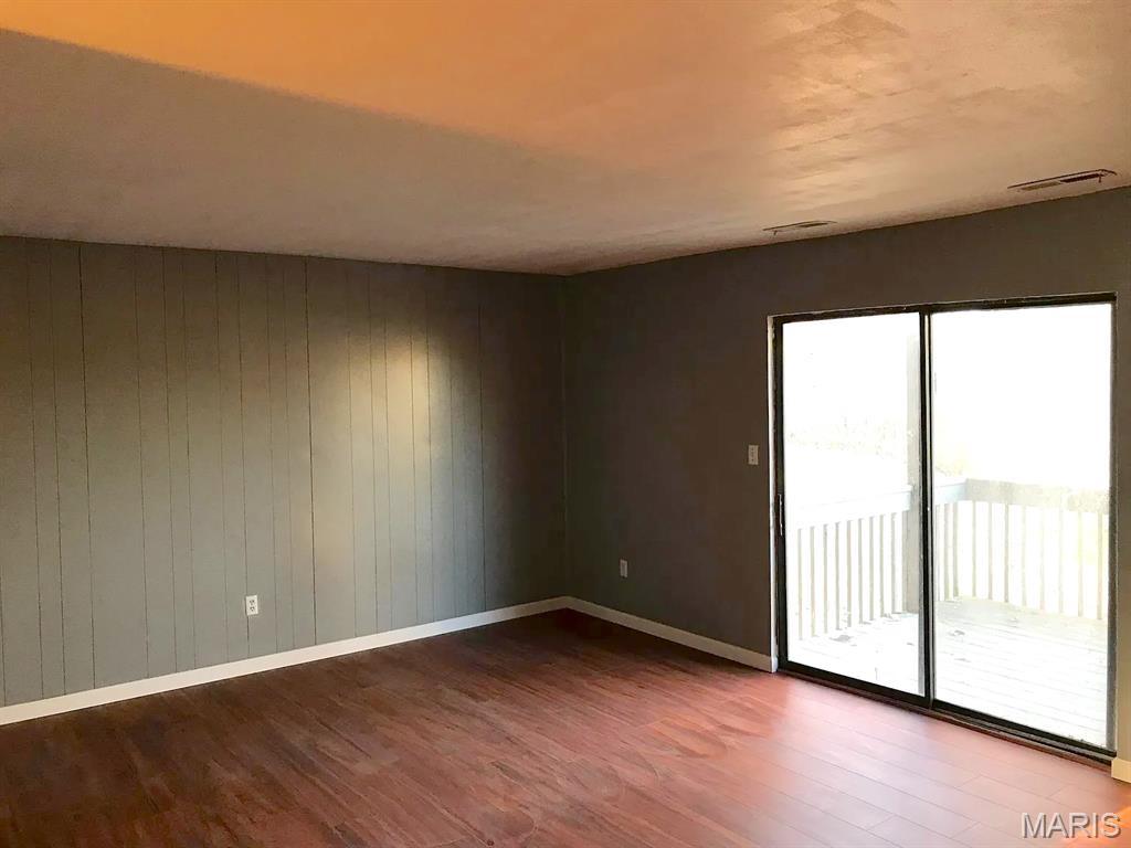 NOT IN A SUBDIVISION - Residential Lease