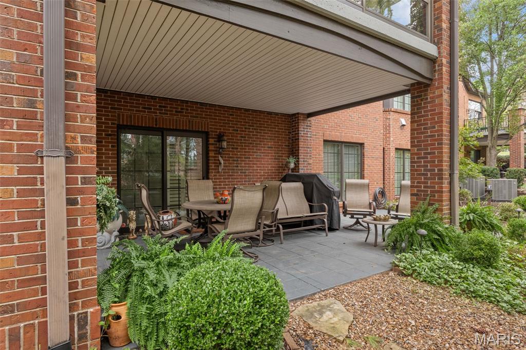 August Hill On Conway One - Residential