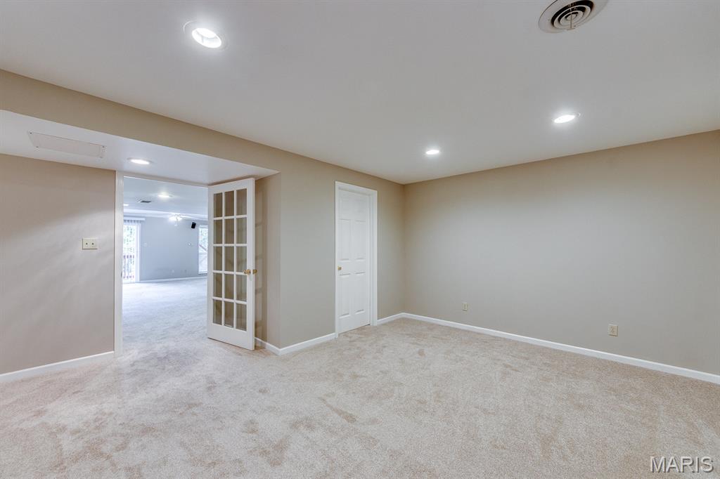 Turnberry Place - Residential