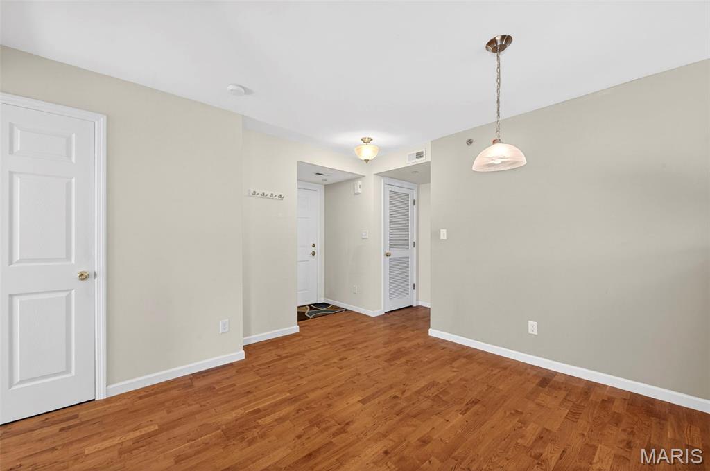 Bella Vista Condo #8 - Residential