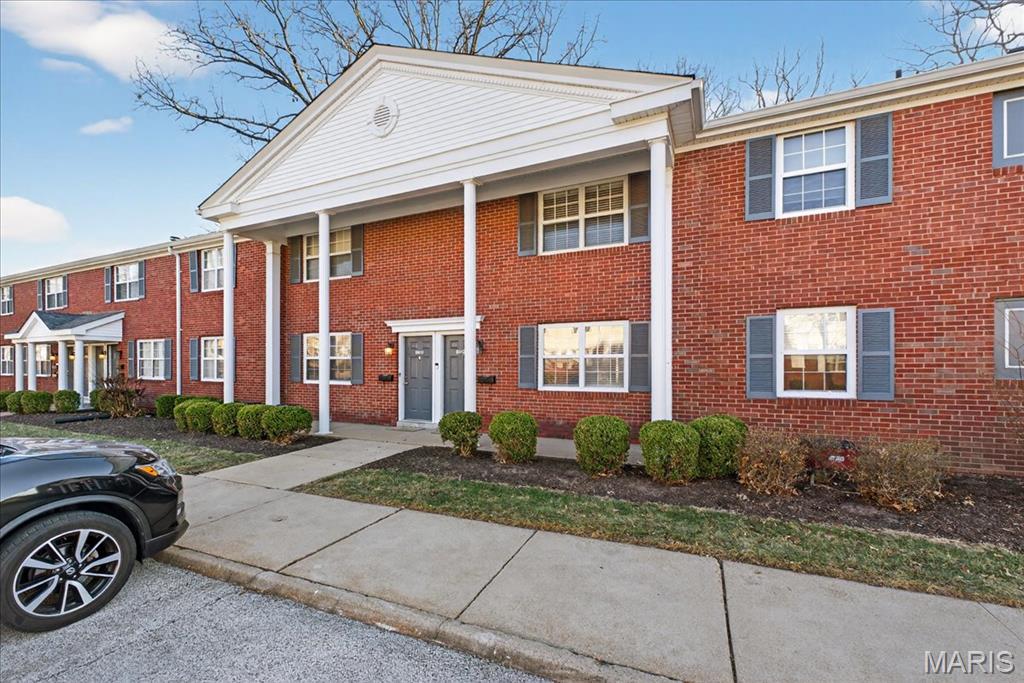 Brentwood Forest Condo Ph Seven - Residential