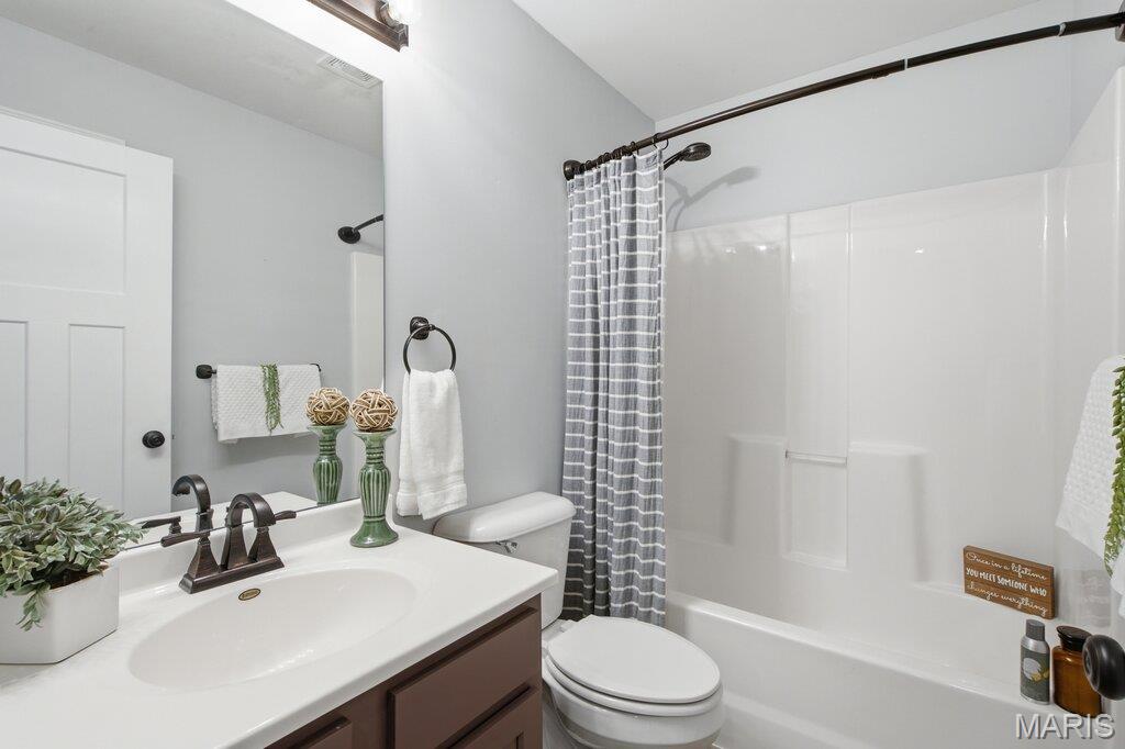 Walnut Ridge Place Loc 10 - Residential