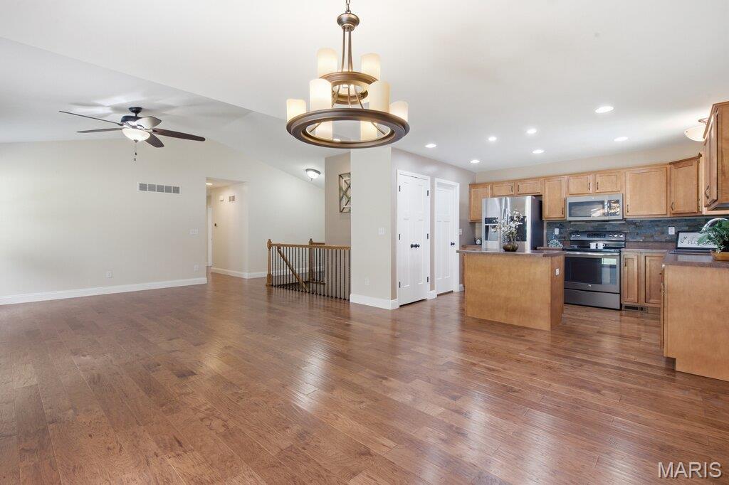 Walnut Ridge Place Loc 10 - Residential