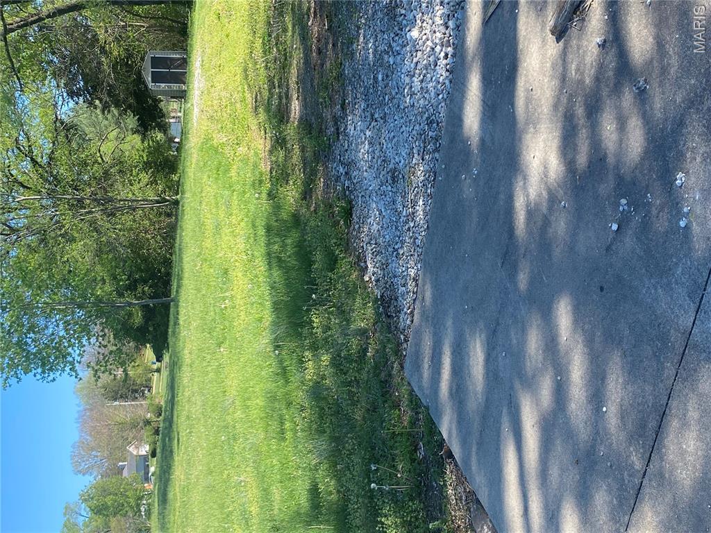 This Sale includes 4150 & 4138 South Shore Dr. Lots 60 & 61. Tax ID 20-2-03.0-1-001-188.000/  20-2-03.0-1-001-187.000. Approximately .357 acres. Lake View.