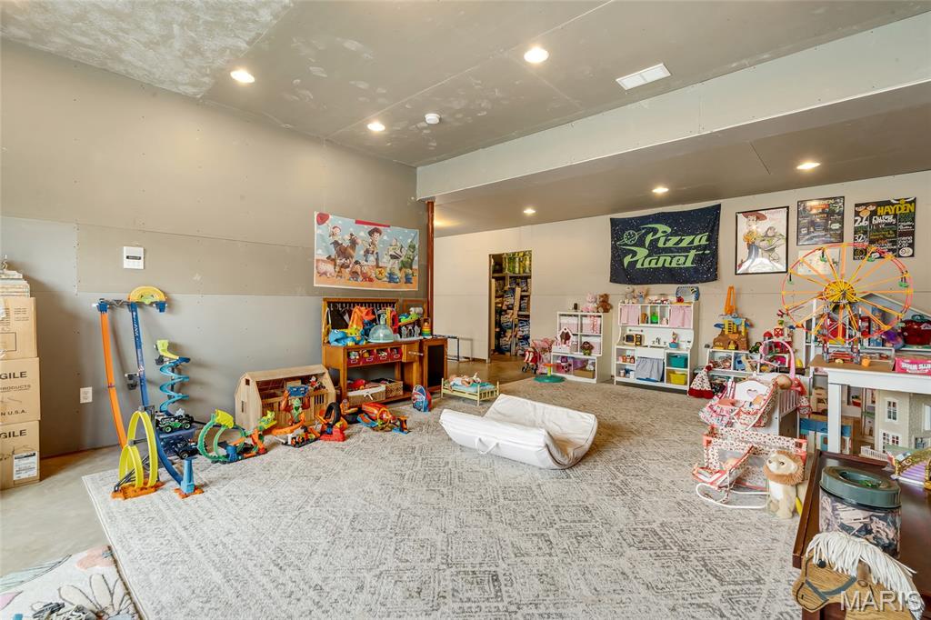Somerset Place Ph 04 - Residential
