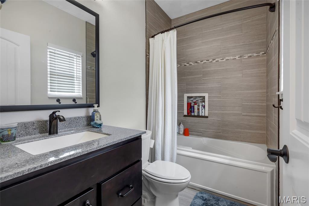 Somerset Place Ph 04 - Residential