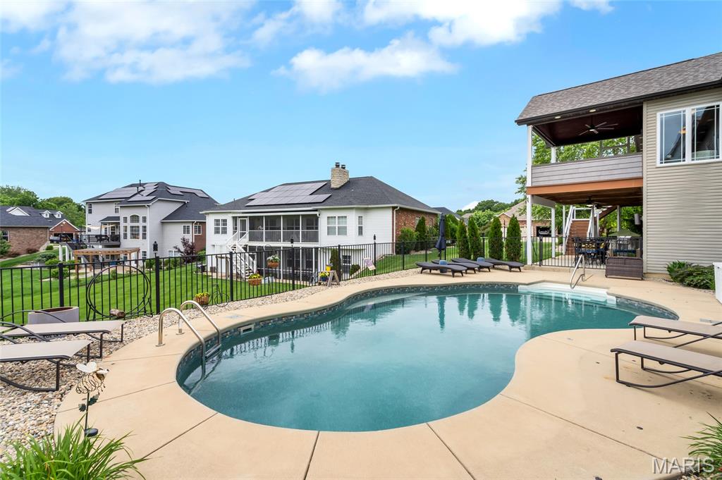 Somerset Place Ph 04 - Residential