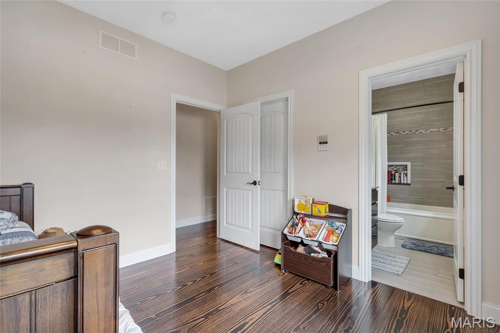 Somerset Place Ph 04 - Residential