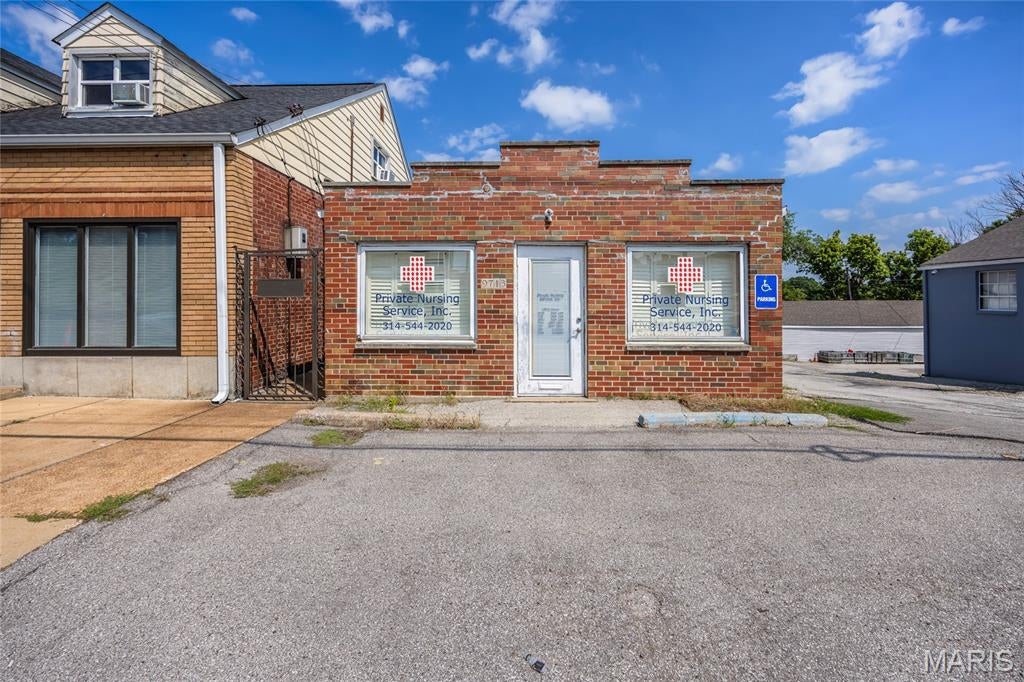 Gravois Park - Commercial Sale
