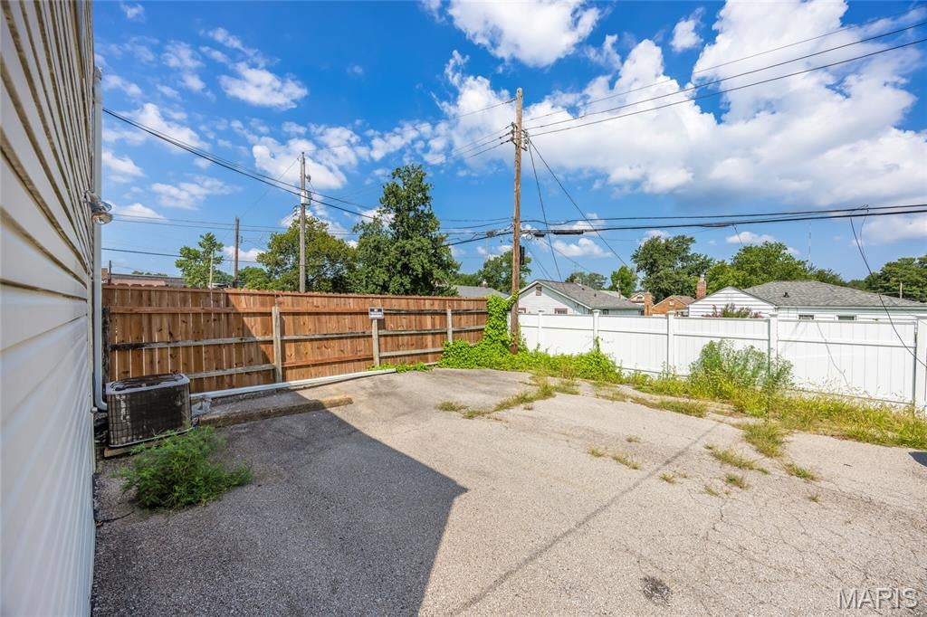 Gravois Park - Commercial Sale