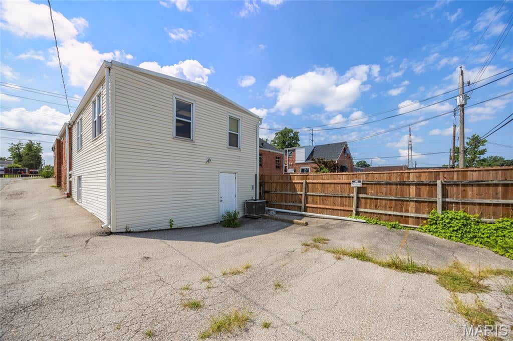 Gravois Park - Commercial Sale