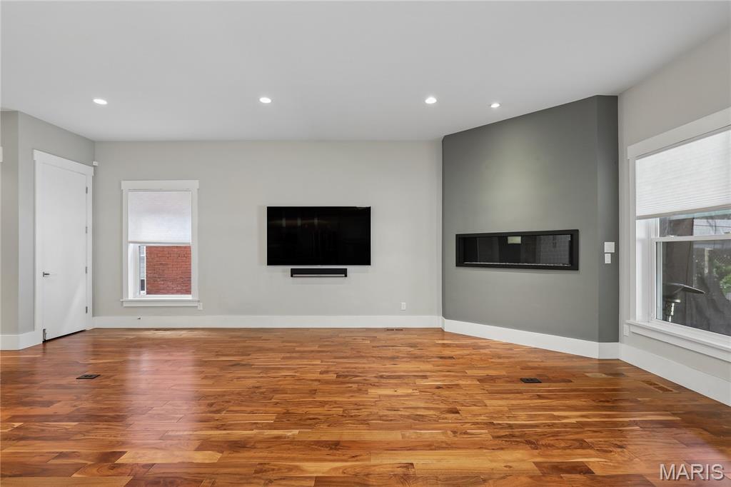 Lindells Add 02 - Residential