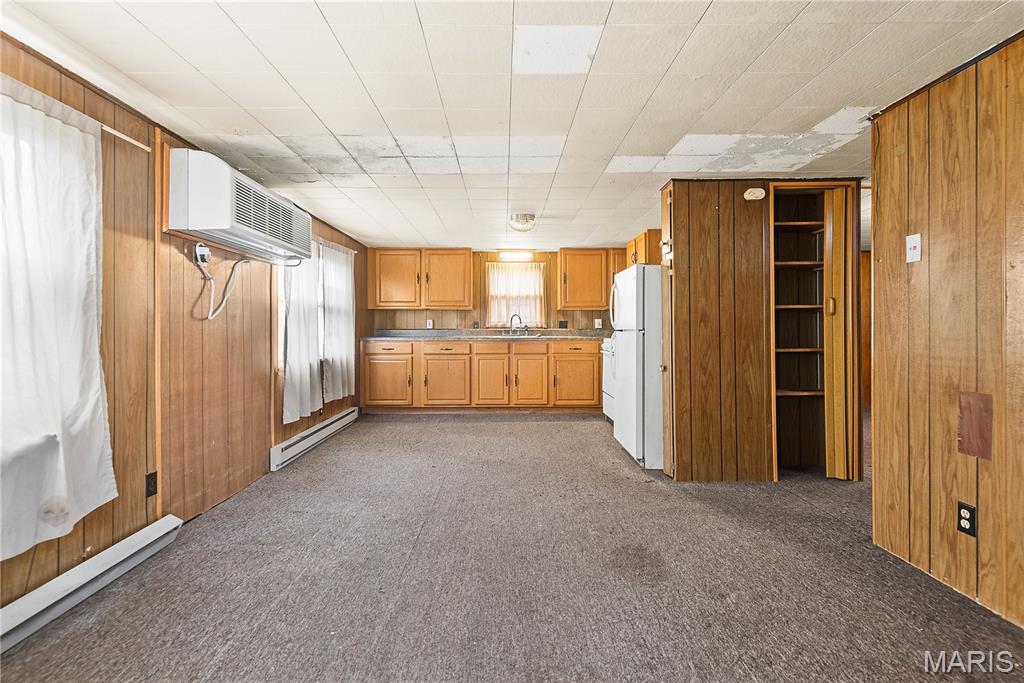 Homestead, Sub - Commercial Sale