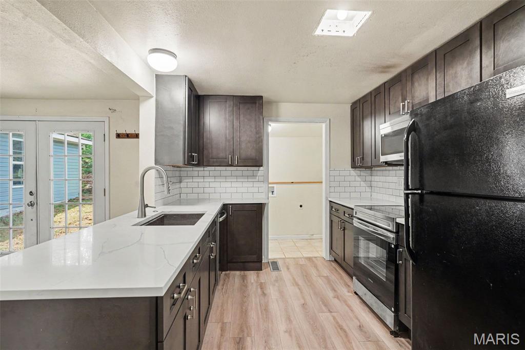 Cyrus Dace 01 - Residential