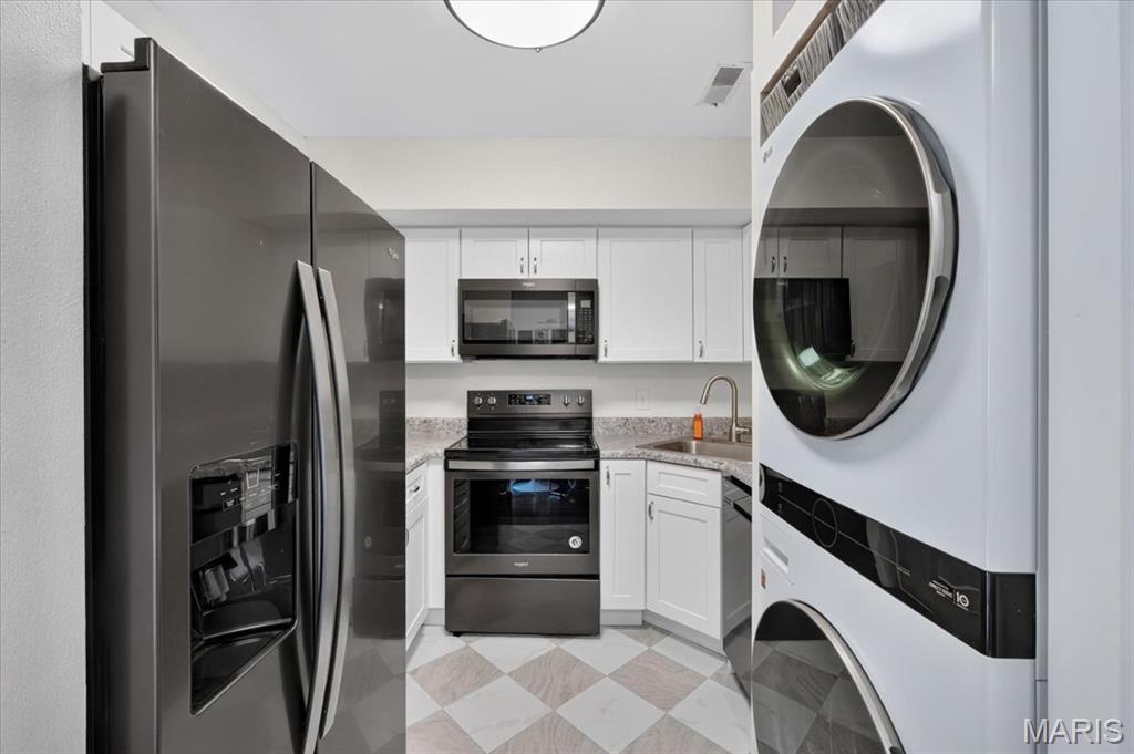 Brentwood Forest Condo Ph Seven - Residential