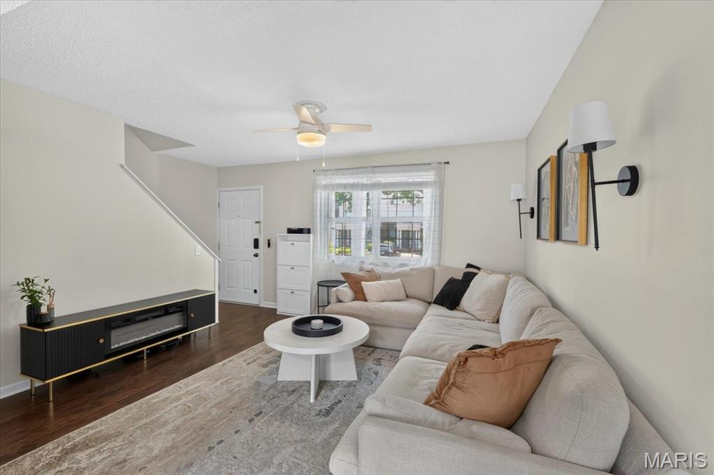 Brentwood Forest Condo Ph Seven - Residential