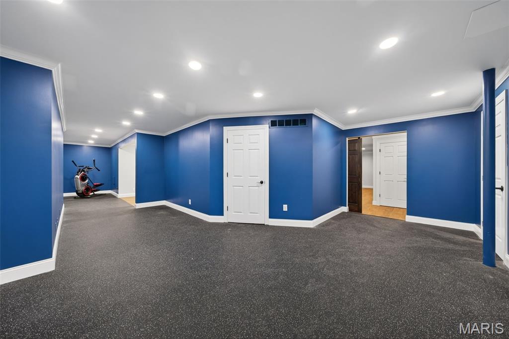 Hamptons The - Residential