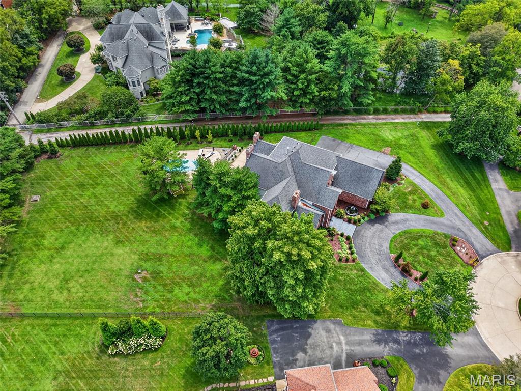 Hamptons The - Residential