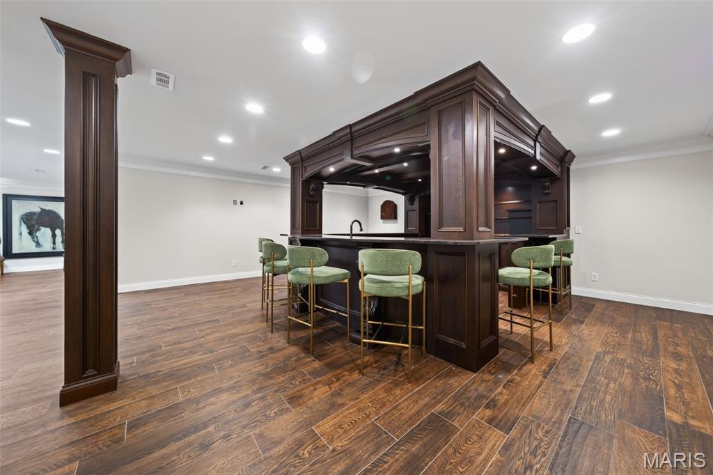 Hamptons The - Residential
