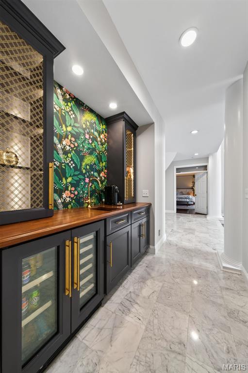 Hamptons The - Residential