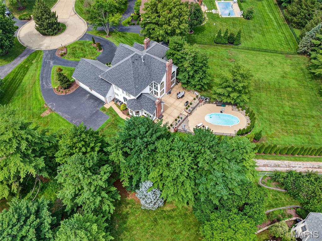 Hamptons The - Residential