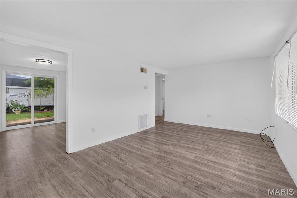 Soth Roxana - Residential Income
