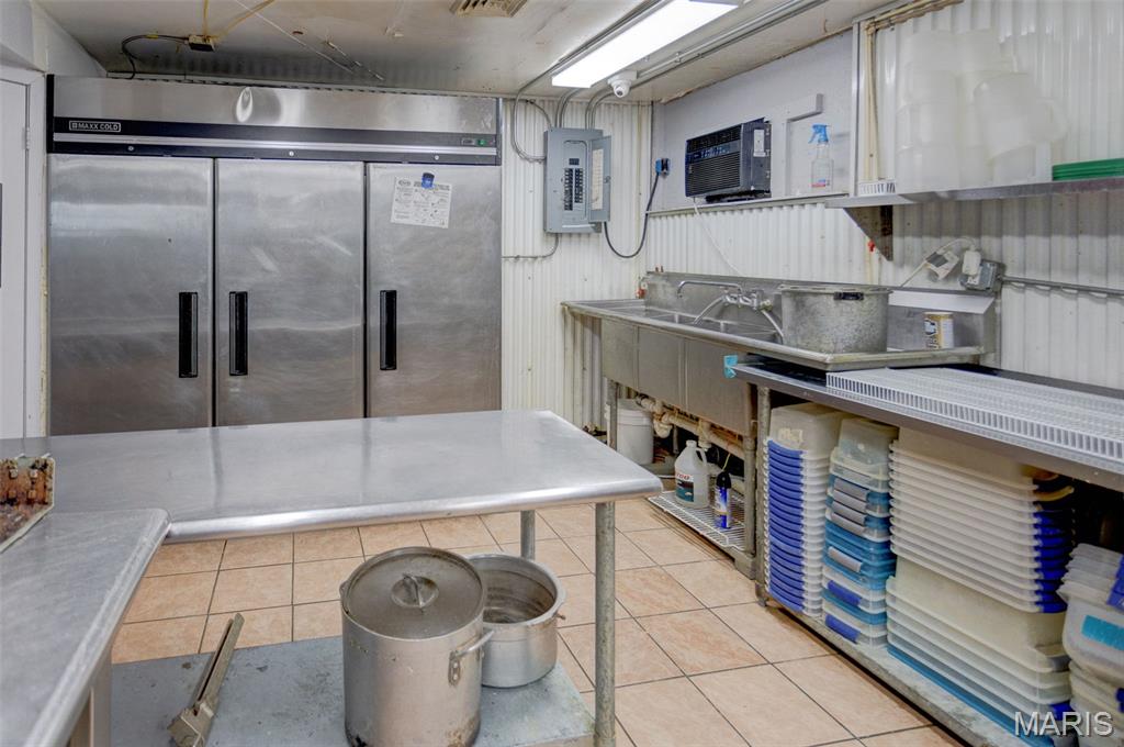 B C Farrows 1st Add - Commercial Sale
