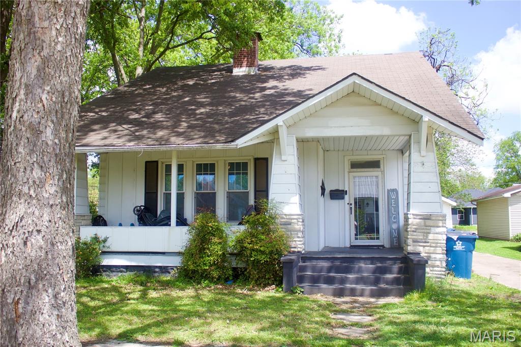 Inviting bungalow in the heart of Chaffee! This 3-bedroom, 2-bath home offers approximately 1,631 square feet of comfortable living space with plenty of room to make it your own. Enjoy the warmth and character of bungalow-style living, plus a large unfinished basement—perfect for storage, a workshop, or future expansion. Conveniently located close to everything Chaffee has to offer, this home is ideal for anyone looking for comfort, space, and potential.