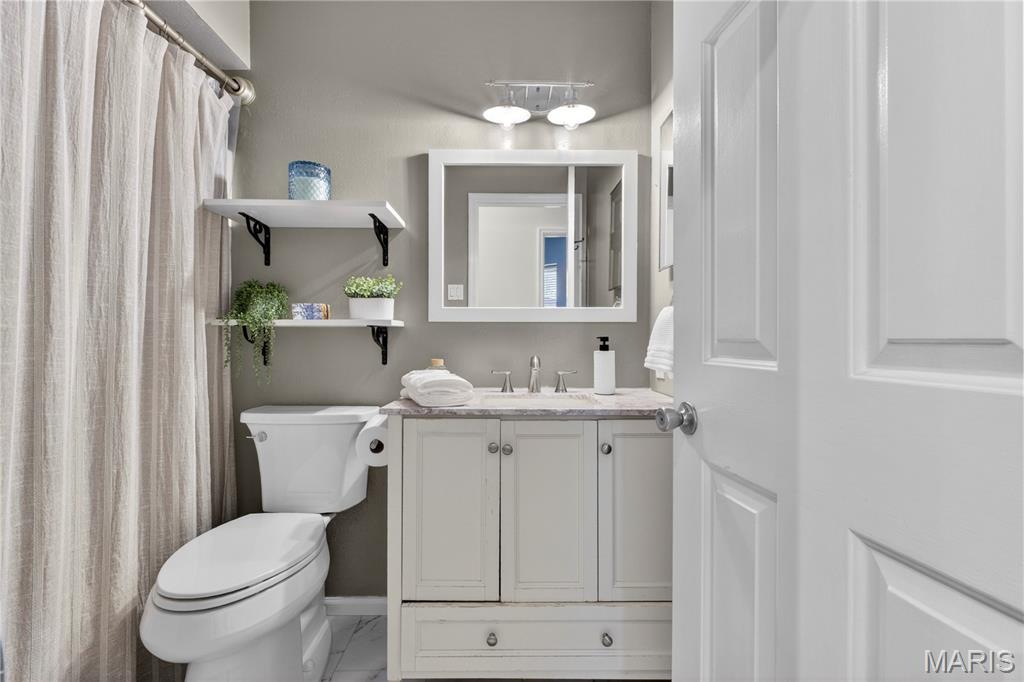 Waterman-Pershing 01 Flr - Residential Lease