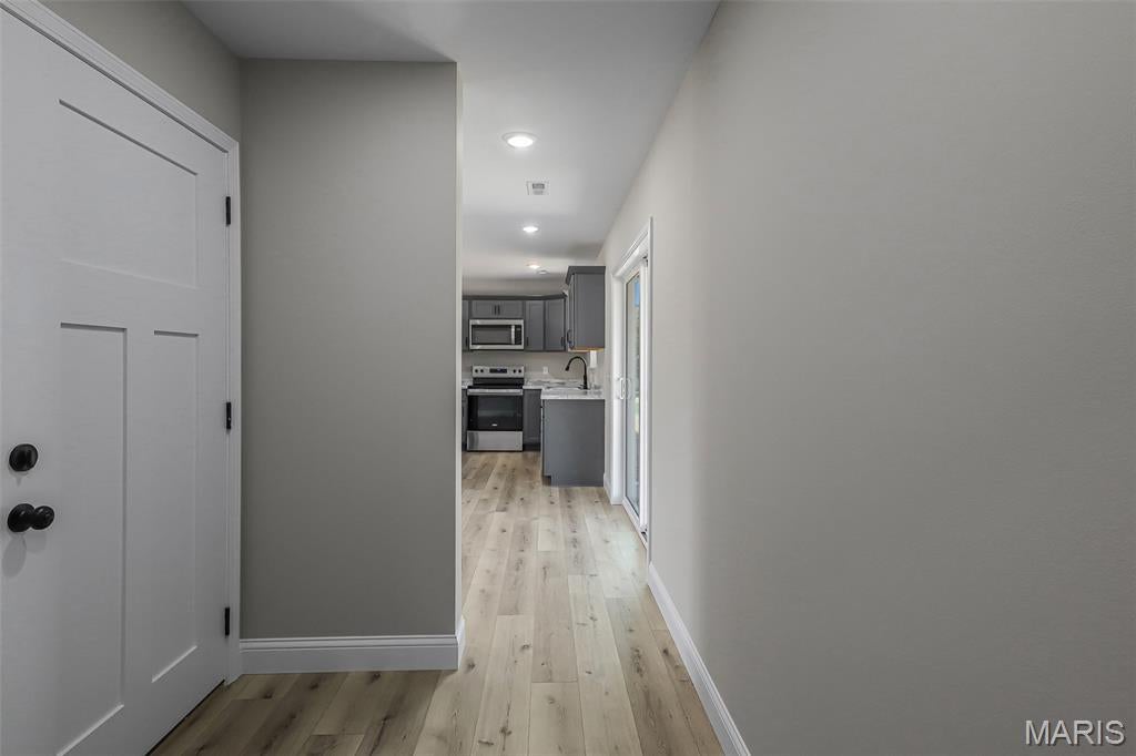 Holmes - Residential