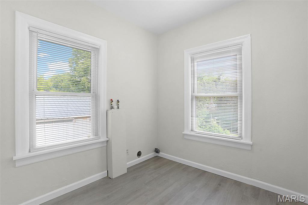 F W Kamps Riverview - Residential