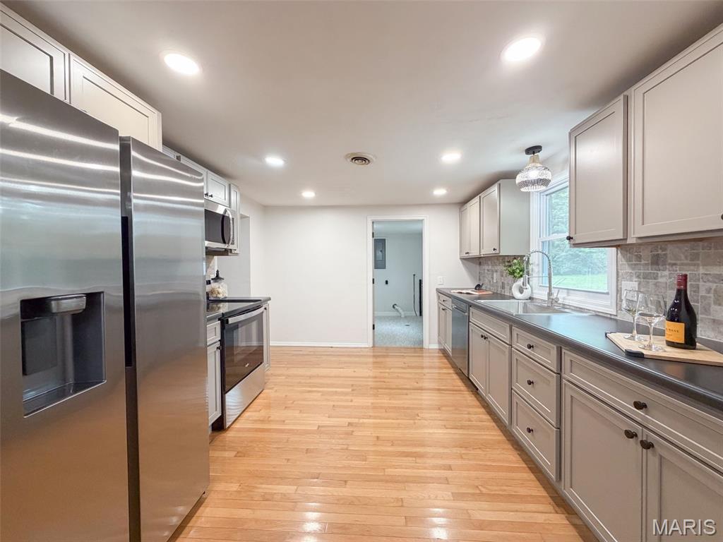Poplar - Residential