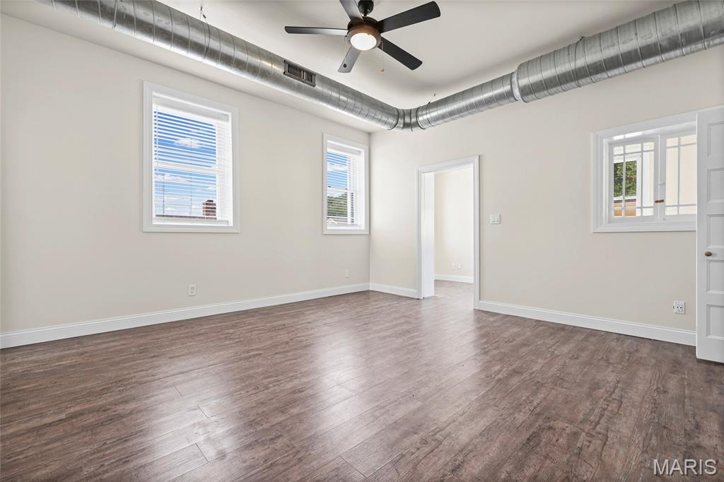 Old Town - Commercial Sale