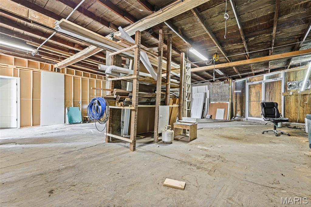Old Town - Commercial Sale