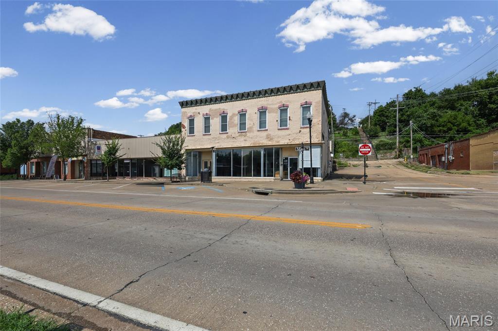 Old Town - Commercial Sale