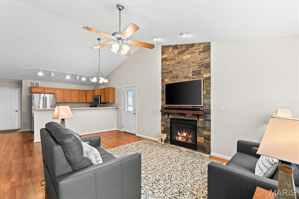 Of Century Oaks 1st Add - Residential