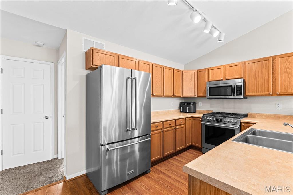 Of Century Oaks 1st Add - Residential