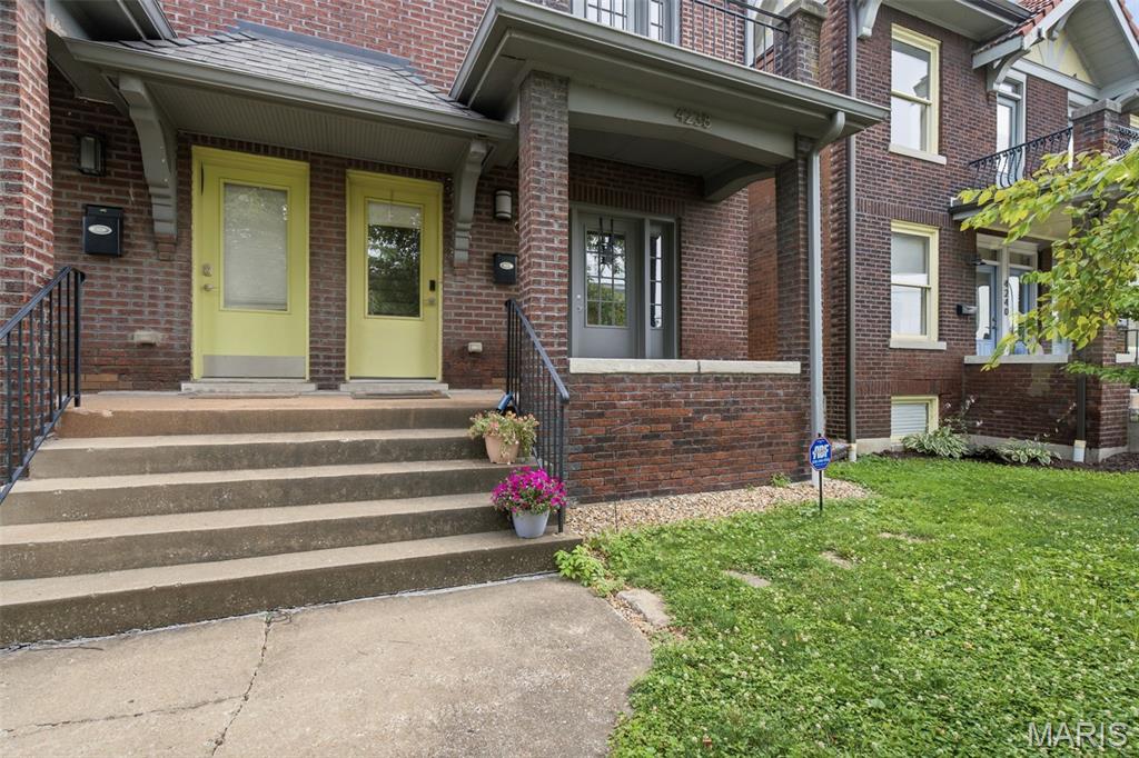 UIC McRee 5 - Residential