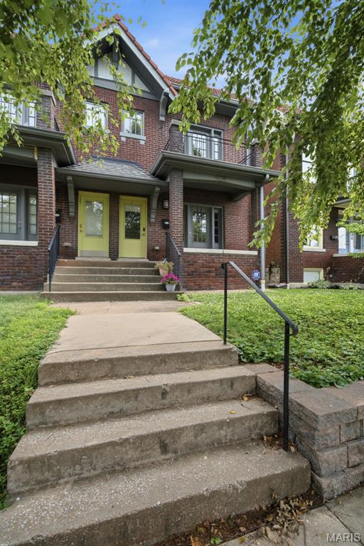 UIC McRee 5 - Residential