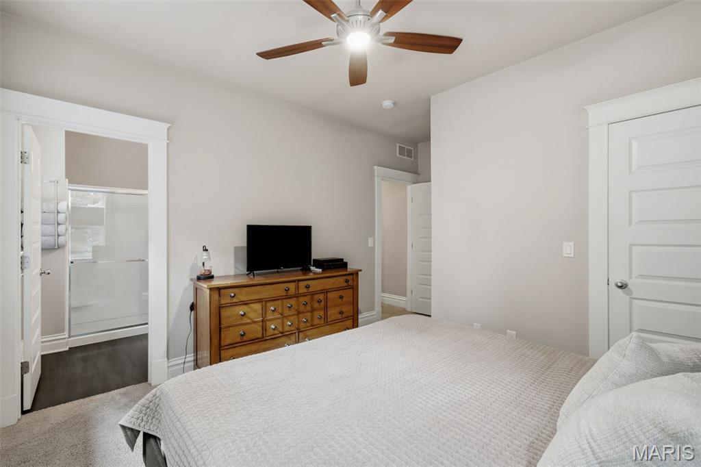 UIC McRee 5 - Residential