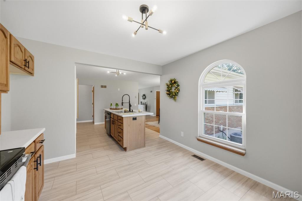 Madonna Hills - Residential